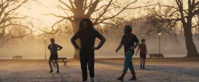 [announcer on TV] Looking
for chances to counterattack, - Bob Marley: One Love