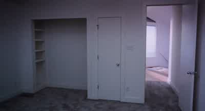 Announcer: That's the master bedroom. - RoboCop