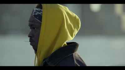 ANNOUNCER: Time to Staten
Island is 30 minutes. - Wu-Tang: An American Saga