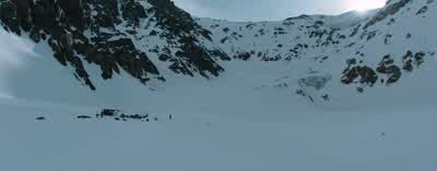 Anoche repartimos lo último que nos quedaba. - Society of the Snow