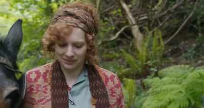 - Another daughter?
- After Amelia's daughter, Jane, - The Guernsey Literary and Potato Peel Pie Society