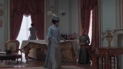 - Another inch. - As you wish, Mrs. Russell. - The Gilded Age