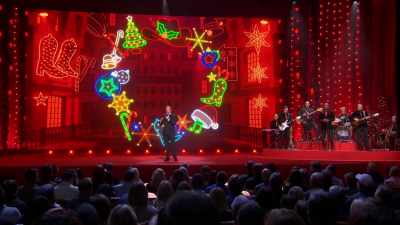 Another little thing, uh,
if you don't know, - Nate Bargatze's Nashville Christmas