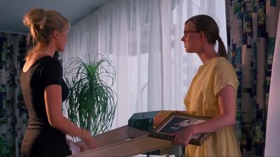 Another miserable and horrifying sci fi movie - Psycho Beach Party