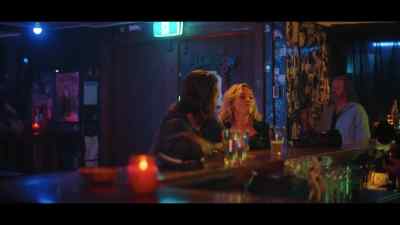 Another red wine
for the lady, please. - Black Snow