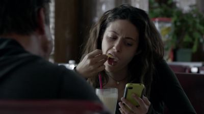 Another romantic meal with
just the three of us. - Shameless