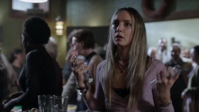 Another round, Janine! - Siren