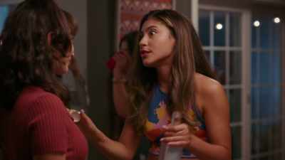 - Another shot will fix that.
- Yeah, - Crush