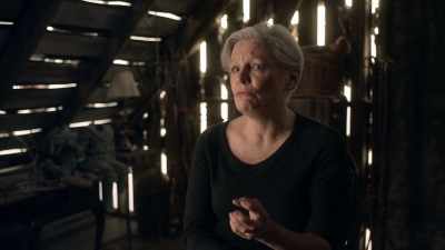 Another thing that I think
young women - Eli Roth's History of Horror