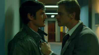 Answer me. - Narcos
