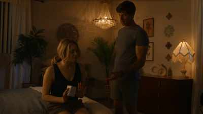 Antes de mostrártelo, debes saber - Couples Retreat Murder