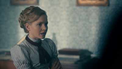 ANY CLUES AS TO WHETHER
THE MAN WAS AGGRESSIVE? - Miss Scarlet and the Duke