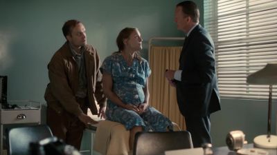 Any headaches, Mrs Lunt? - Call the Midwife