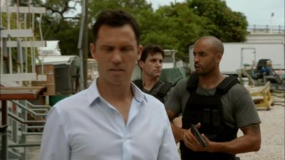 - ANY LUCK? - Burn Notice