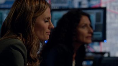 Any luck tracking down
Bronson's girlfriend? - Castle