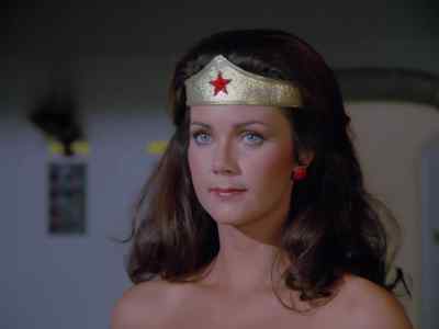 Any more toys, Como? - Wonder Woman