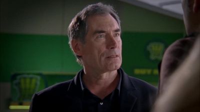 Any relation, this Ellie Bartowski, - Chuck