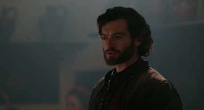-Any strangers staying here last week?
-It's an inn. - Medici: Masters of Florence
