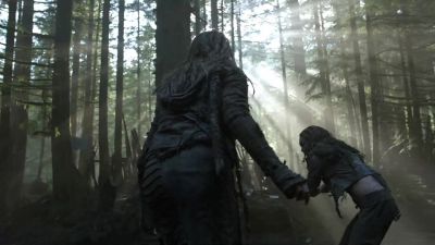 Anya, wait. - The 100