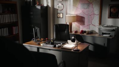 Anybody home? - 9-1-1