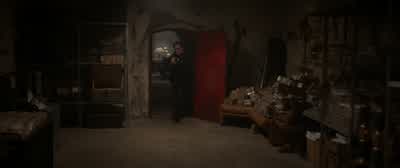 Anybody in here? - Spy
