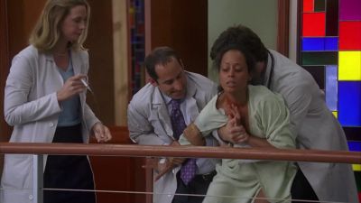 Anybody think that
a sedative might... - House