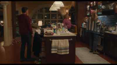 - Anybody want tea? I could go for some.
- Sure. - Kinda Pregnant