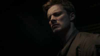 Anyone bring you flowers? - Damien