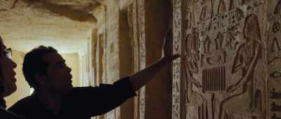 Anyone who runs their hand
along the wall would say, - Secrets of the Saqqara Tomb