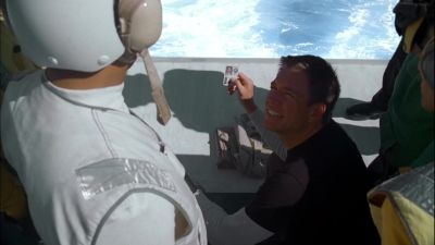 Anyone see him jump? - NCIS