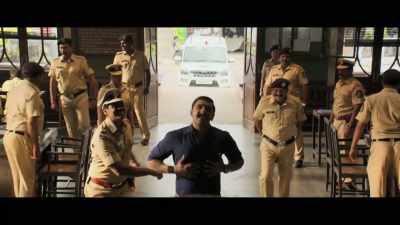 - Anything to eat?
- Well, sir, that's up to you. - Simmba