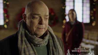 Anyway, she introduced me after
the show to James Whitcomb - Marrying Father Christmas