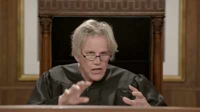 Anyway, this movie,
this apartment,
everything's no gravity. - Gary Busey: Pet Judge
