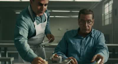 انظر إلى هذا. - The Irishman