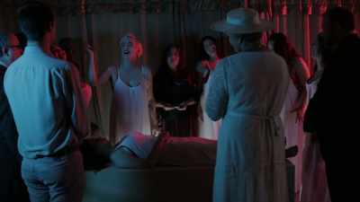 Apakah leprechaun yang melakukannya - Manos Returns