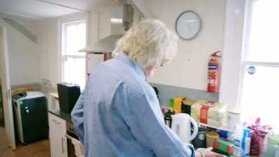 Apparently, the first paper shredder - James May and the Dull Men