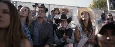 (applauding and cheering) - Roped