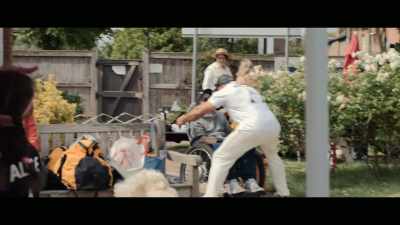 -(applause, cheering)
-(indistinct chatter) - David Holmes: The Boy Who Lived
