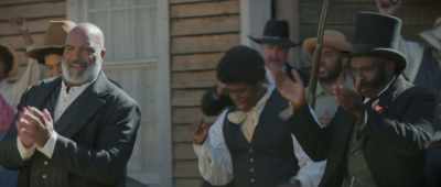 [applause and cheering] - Outlaw Johnny Black