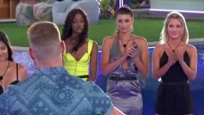 [APPLAUSE]
HOW ARE YOU? - Love Island