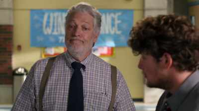(APPLAUSE IN DISTANCE) - Schooled