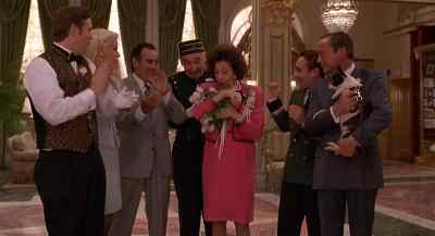 - [Applause ]
- Ooh! - For Love or Money