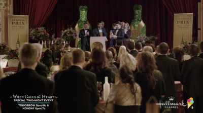 [applause] - Paris, Wine & Romance