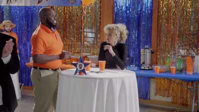 -(applause) - Rob Riggle's Ski Master Academy