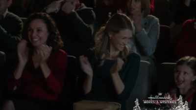[applause] - A Joyous Christmas