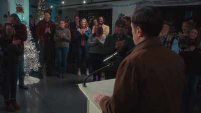 [applause] - A Very Vermont Christmas