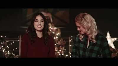 [applause] - The Christmas Dance