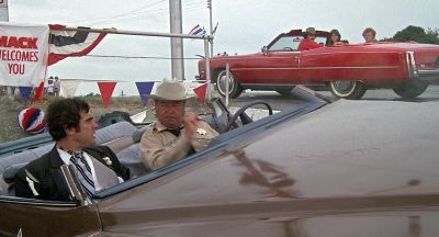 Apprehend that horse ass for reckless drivin' - Smokey and the Bandit