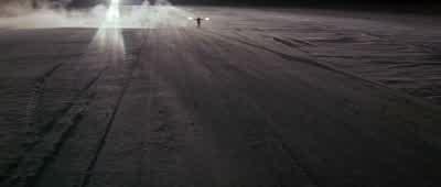 Approach flaps. - Die Hard 2