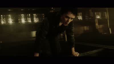 Approaching Earth's atmosphere. - Alien: Resurrection